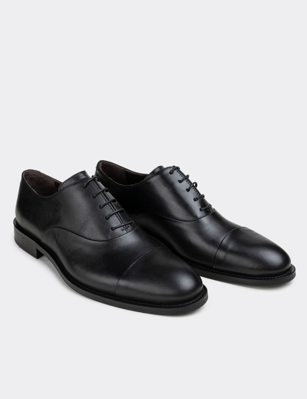 Black Leather Classic Shoes