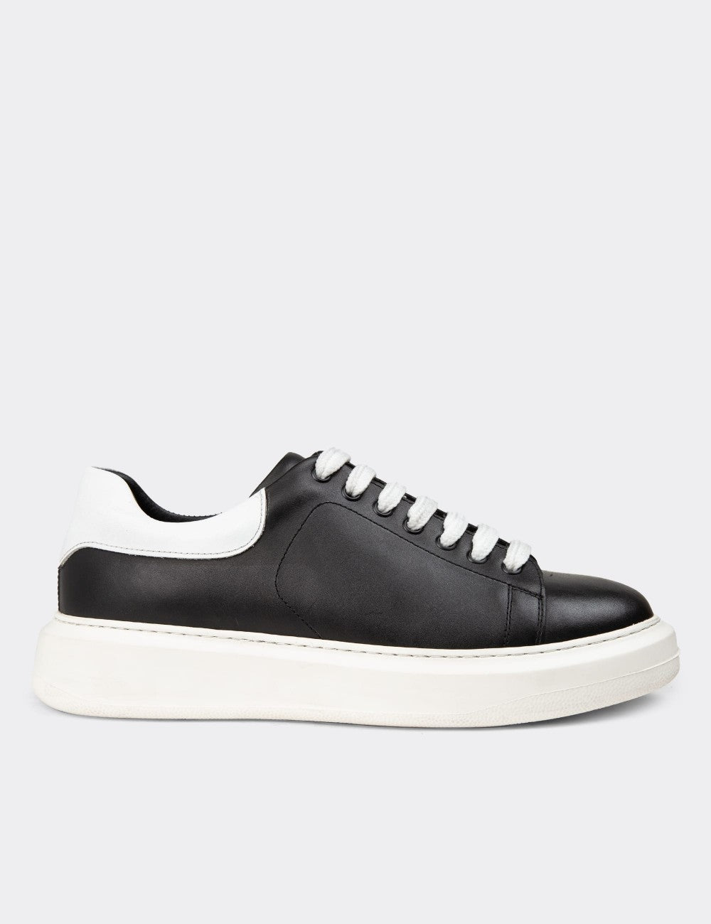 Men's Black Leather Sneakers