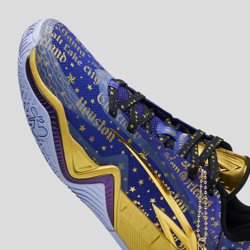 Premium Gold-Accent Men's Basketball Sneakers