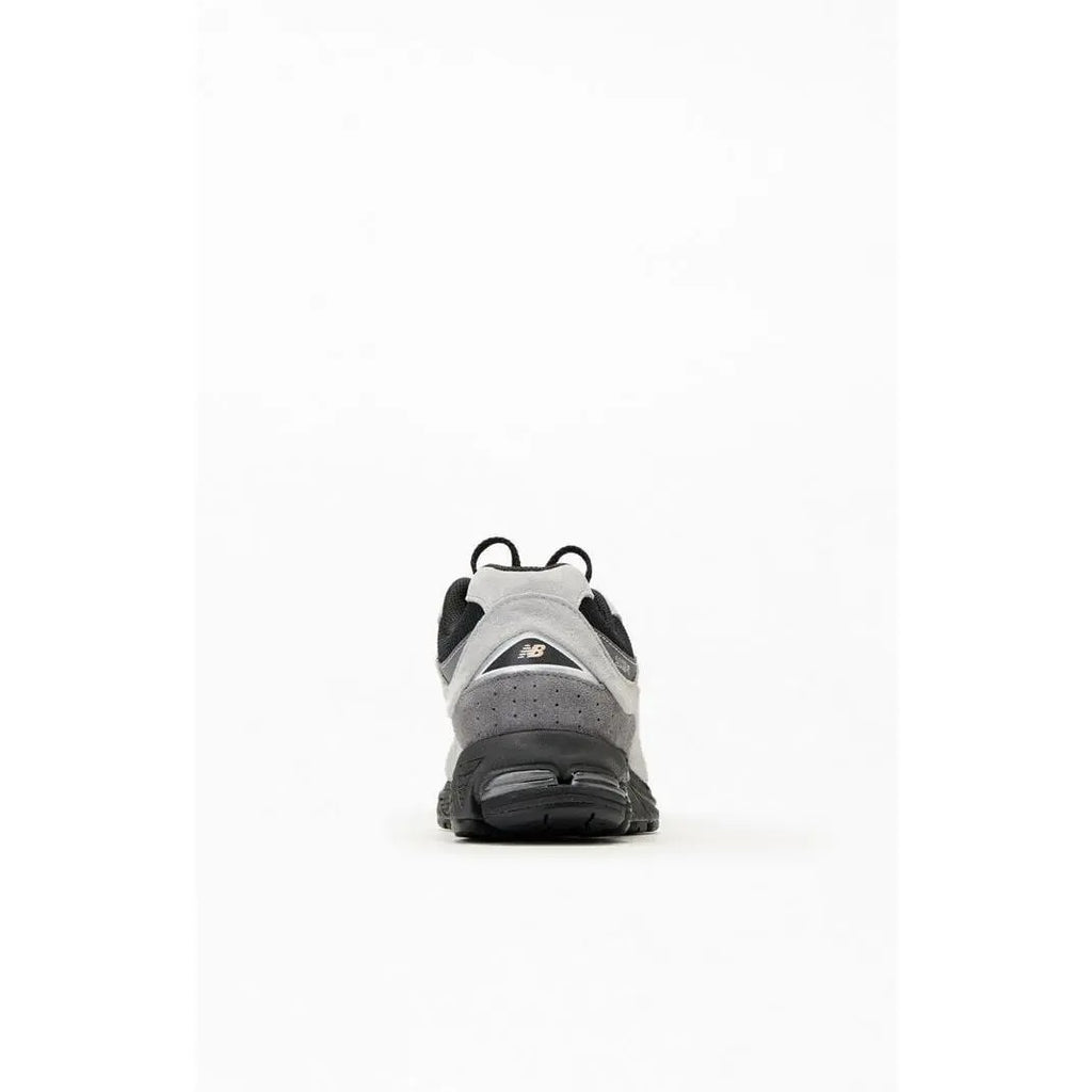 Men's Grey 2002R Sneaker