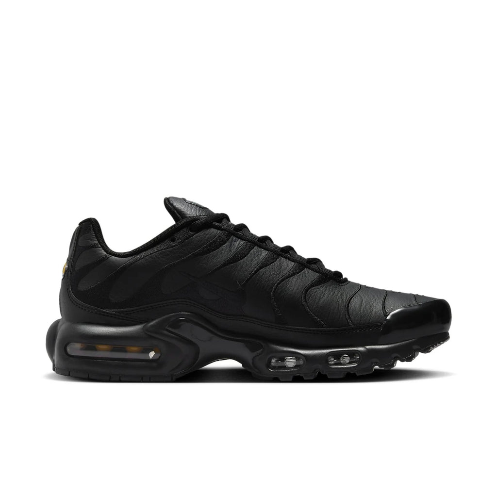 AM Plus TN 'Triple Black' Men's Shoes