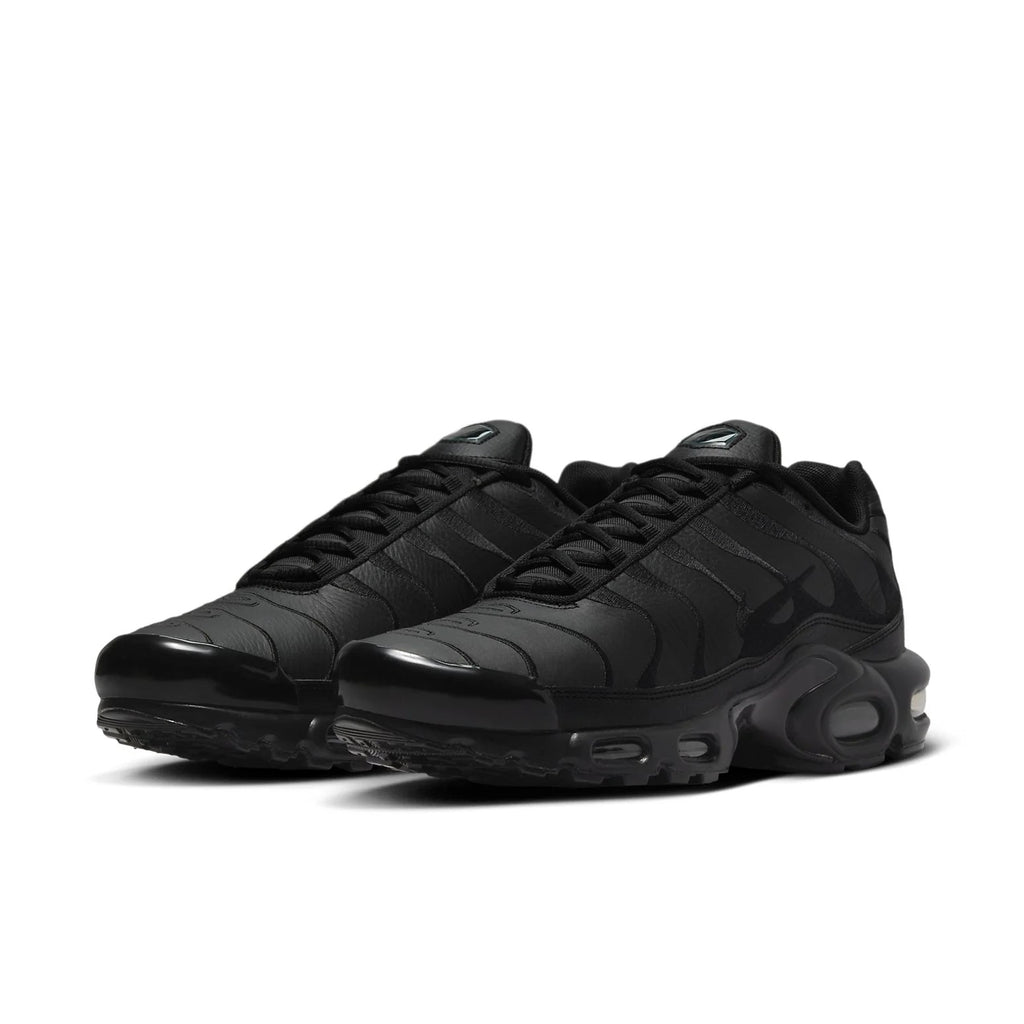 AM Plus TN 'Triple Black' Men's Shoes