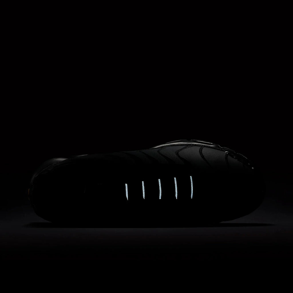 AM Plus TN 'Triple Black' Men's Shoes