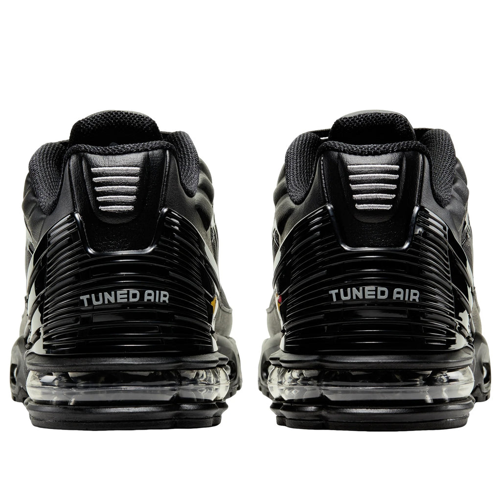AM Plus 3 Men's Sneaker