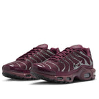 AM Plus SE Running Shoes