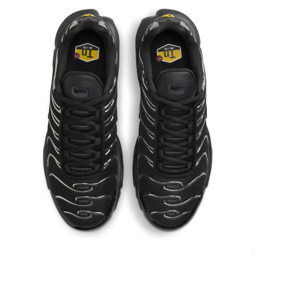 AM Plus SE Running Shoes