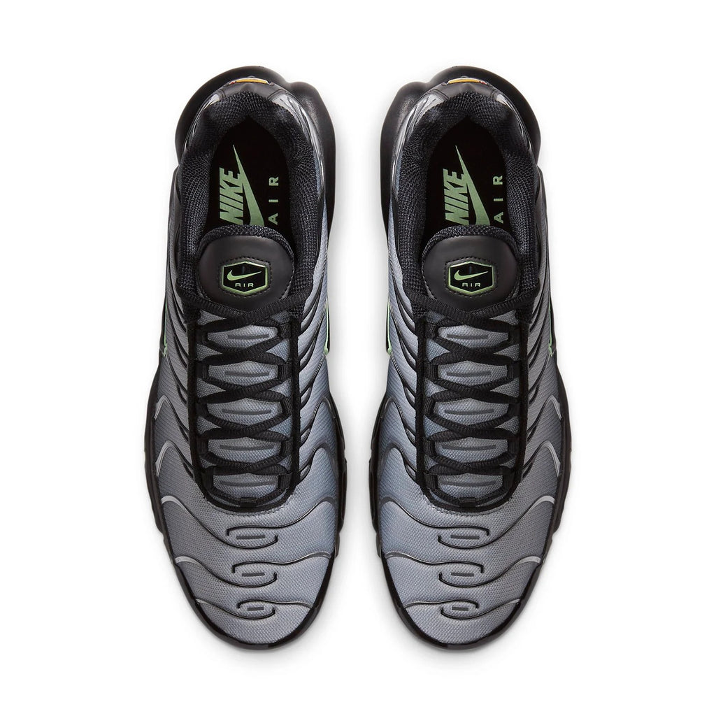 AM Plus Men's Sneaker