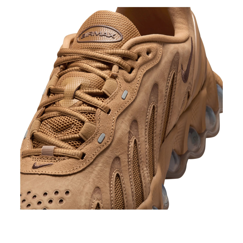 AM DN8 Men's Sneaker