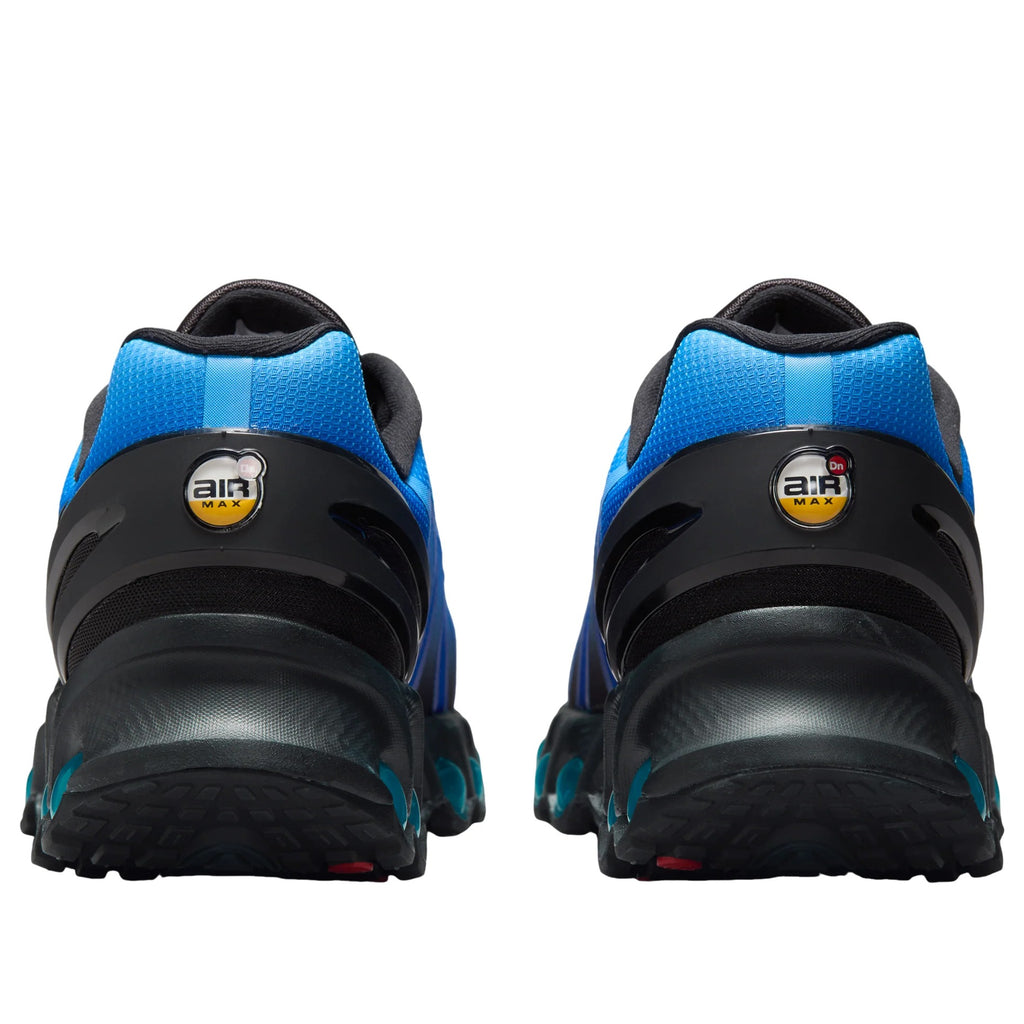 AM DN8 Men's Sneaker