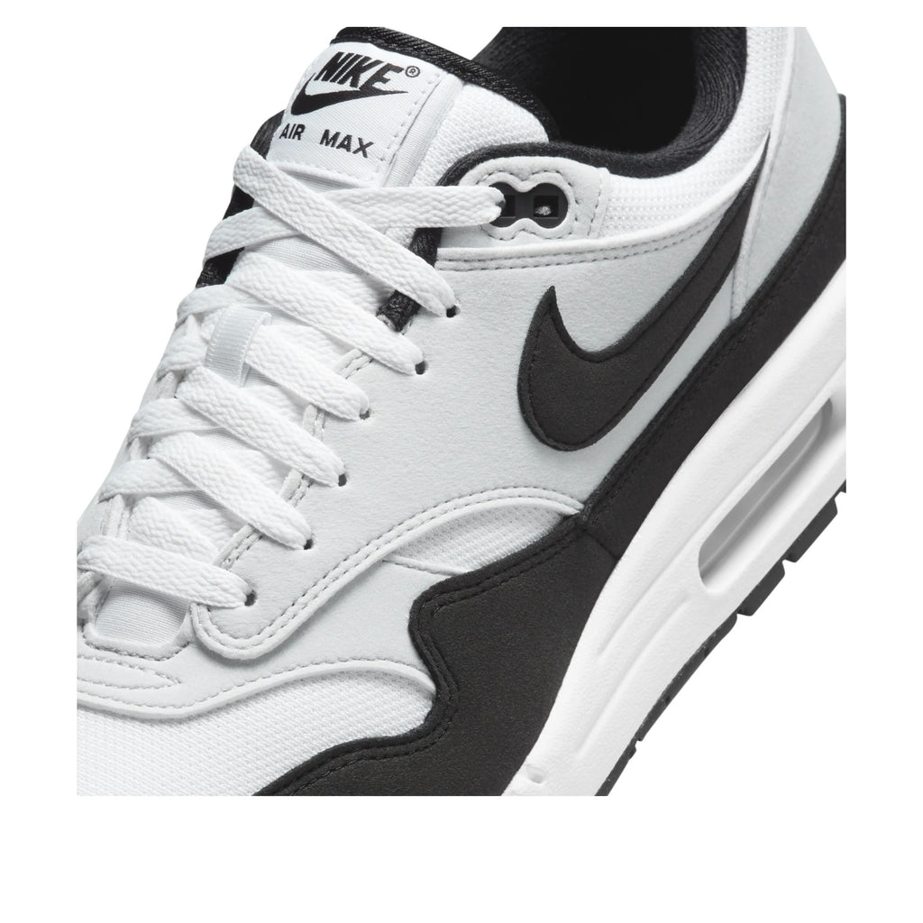 AM1 Men's Sneaker