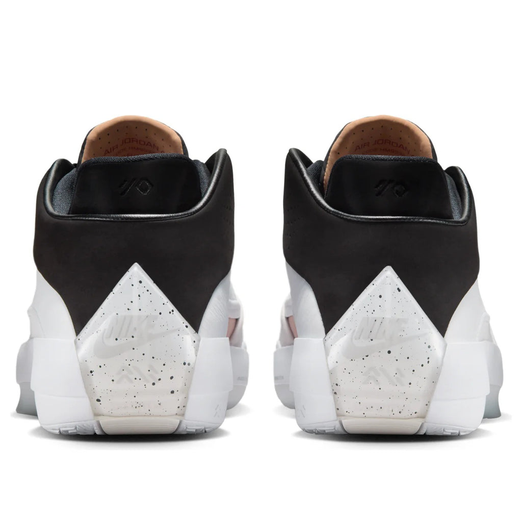 AJ 40 Men's Running Shoes