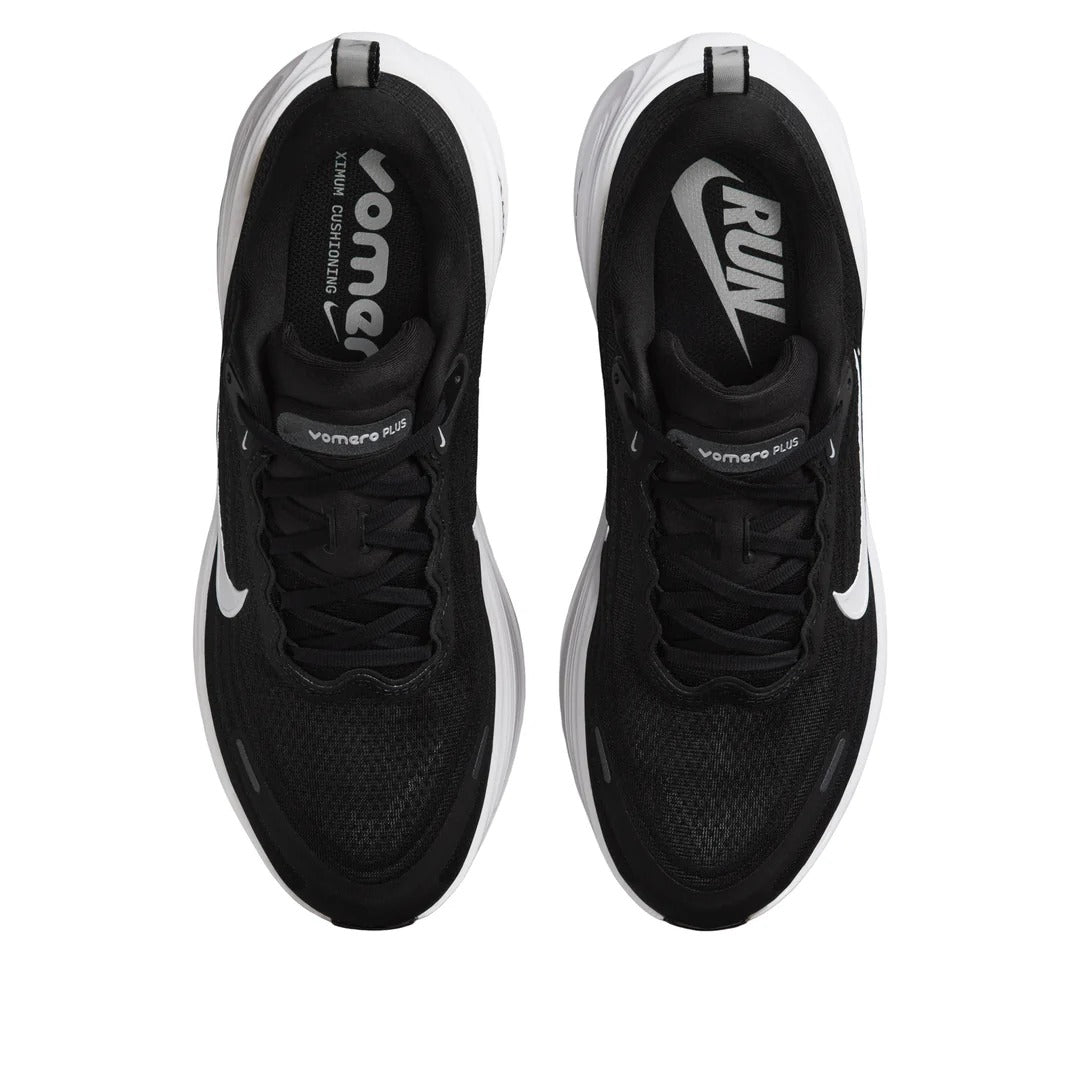 AZ Vomero Plus Men's Sneaker