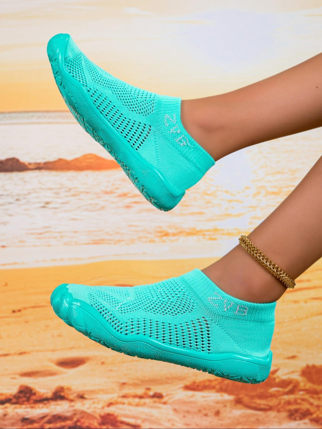 Wide-Fit Breathable Water Shoes